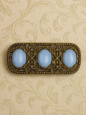 CZECH Art Deco Filigree Brooch – Opalescent Blue Glass‎ | Wedding Something Blue